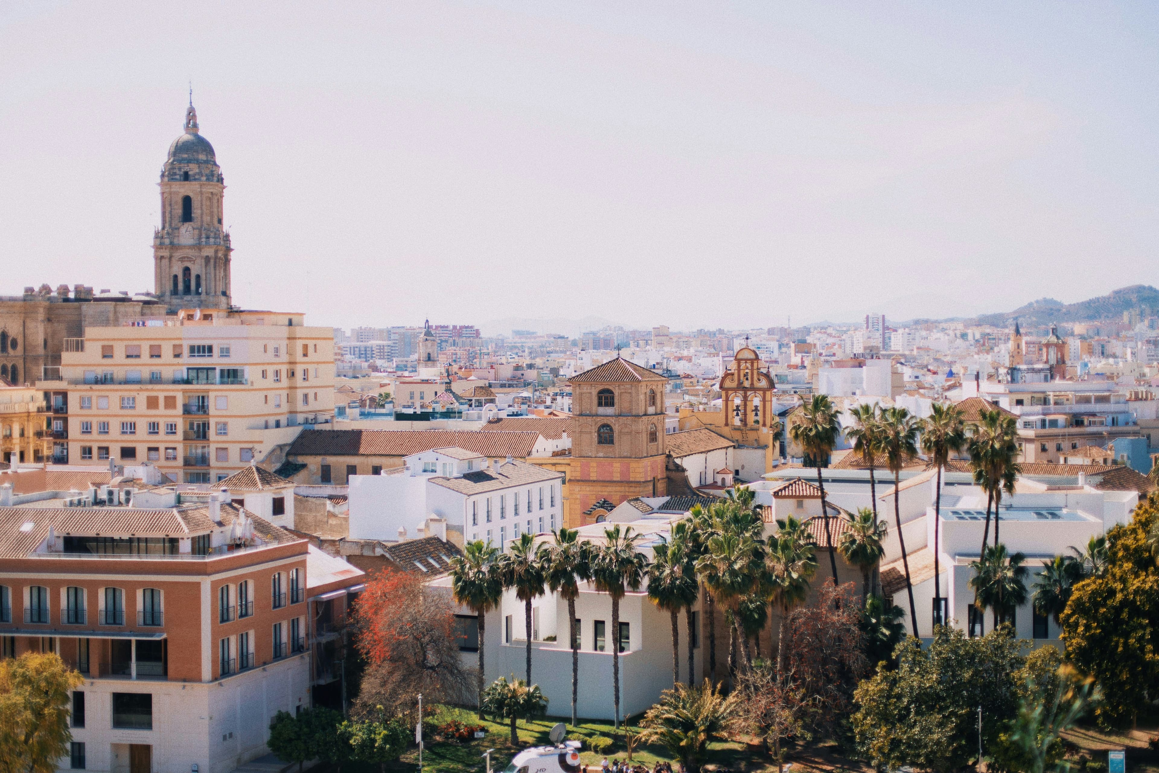 How to Move to Spain in 2025: Visa and Relocation Guide - Tytle